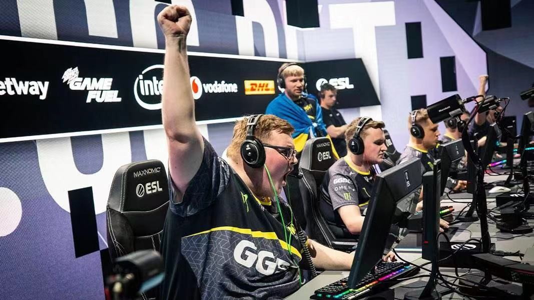 通过读经济 通过读经济